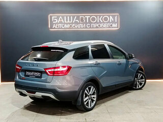 2019 Lada (ВАЗ) Vesta SW Cross I, серый, 850000 рублей, вид 4