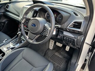 2018 Subaru Forester MHEV V, белый, 2300000 рублей, вид 5
