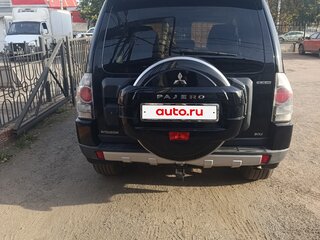 2008 Mitsubishi Pajero IV, чёрный, 1580000 рублей, вид 3