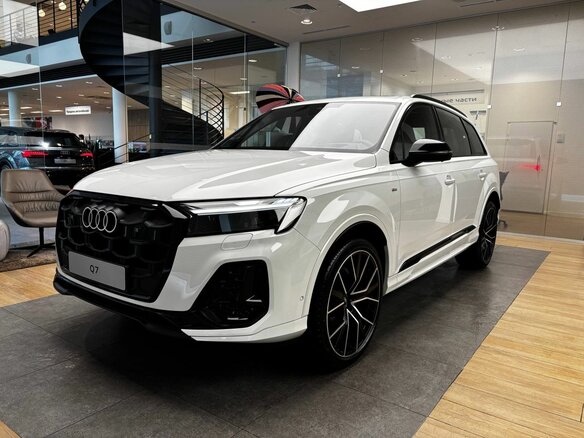 2025 Audi Q7 45 TFSI II (4M) Рестайлинг 2, белый, 11690000 рублей