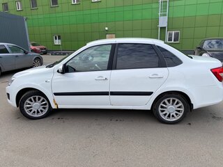2018 Lada (ВАЗ) Granta I, белый, 430000 рублей, вид 4