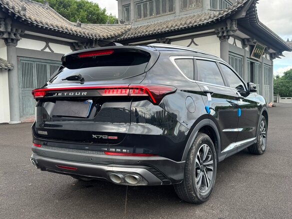 2022 Jetour X70 I Рестайлинг, чёрный, 1460007 рублей - вид 2
