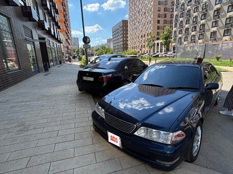 1999 Toyota Mark II VIII (X100), синий, 625000 рублей, вид 4