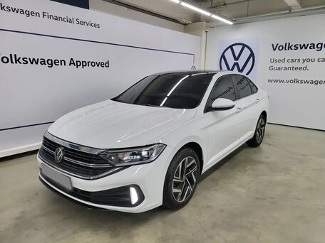 2022 Volkswagen Jetta VII Рестайлинг, белый, 2102000 рублей, вид 1