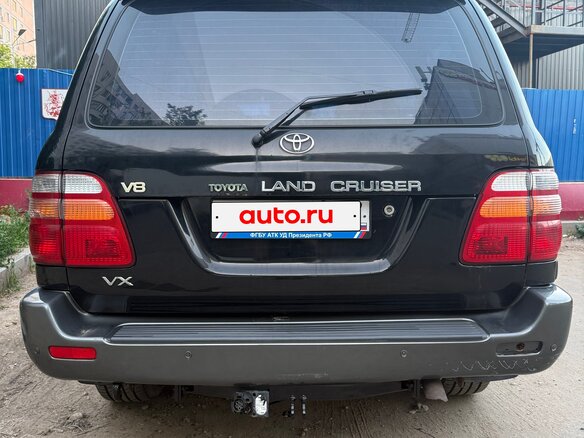2002 Toyota Land Cruiser 100 Series, чёрный - вид 2