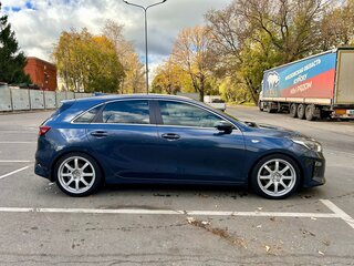 2018 Kia Ceed III, синий, 1850000 рублей, вид 4
