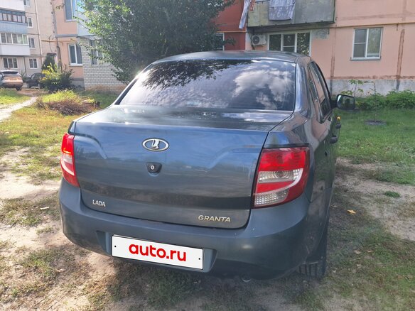 2013 Lada (ВАЗ) Granta I, серый, 380000 рублей - вид 2