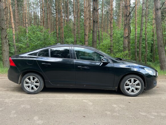 2012 Volvo S60 II, чёрный, 810000 рублей - вид 2