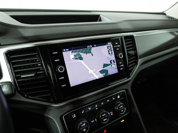 2019 Volkswagen Teramont I, белый, 2699585 рублей - вид 17