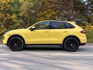 2011 Porsche Cayenne Diesel II (958), жёлтый, 2500000 рублей, вид 4