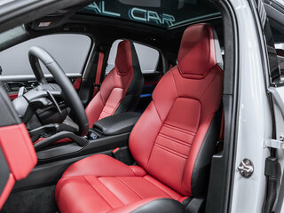 2025 Porsche Cayenne GTS Coupé III Рестайлинг, серый, 22750000 рублей, вид 2