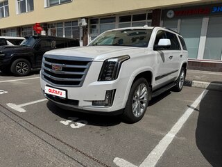 2020 Cadillac Escalade IV, белый, 4690000 рублей, вид 1