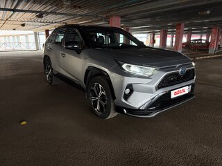 2020 Toyota RAV4 Prime V (XA50), серебристый, 5950000 рублей, вид 3