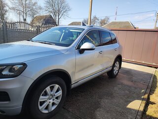 2014 Volkswagen Touareg II Рестайлинг, серый, 2350000 рублей, вид 3