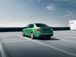2014 Skoda Octavia RS III, зелёный, 2700000 рублей, вид 3