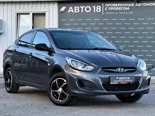 2013 Hyundai Solaris I, серый, 799000 рублей, вид 2