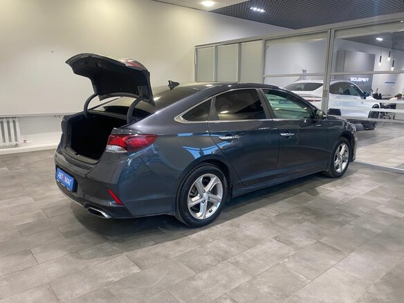 2018 Hyundai Sonata VII (LF) Рестайлинг, серый, 1546000 рублей - вид 5