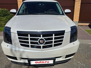2011 Cadillac Escalade III, белый, 2200000 рублей, вид 1