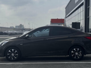 2015 Hyundai Solaris I Рестайлинг, коричневый, 950000 рублей, вид 5