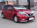2018 Nissan Note e-Power II Рестайлинг, красный, 1155000 рублей - вид 2