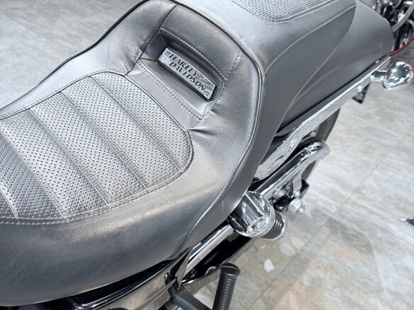 2015 Harley-Davidson Fat Bob, чёрный, 1099000 рублей - вид 17