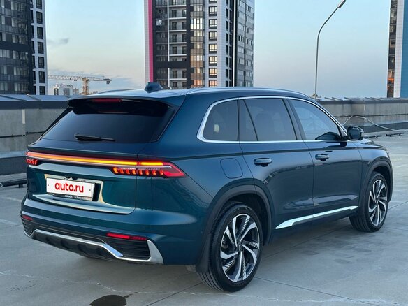 2023 Geely Monjaro I, синий, 3000000 рублей - вид 4