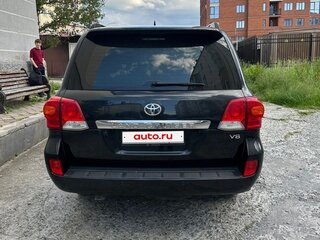 2013 Toyota Land Cruiser 200 Series Рестайлинг 1, чёрный, 3900000 рублей, вид 4