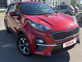 2020 Kia Sportage IV Рестайлинг, красный, 2150000 рублей, вид 2