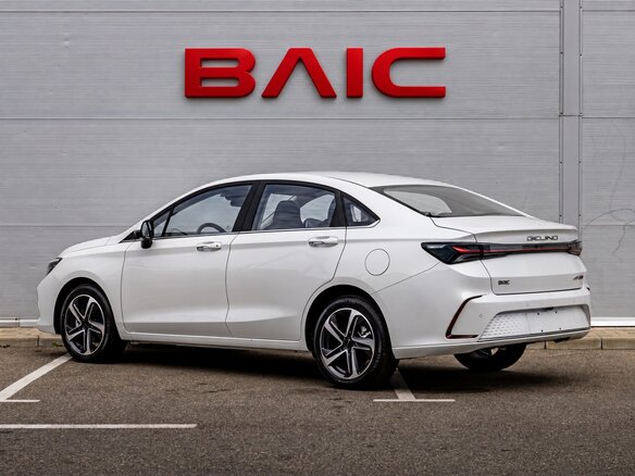 2025 BAIC U5 Plus, белый, 2556000 рублей - вид 3