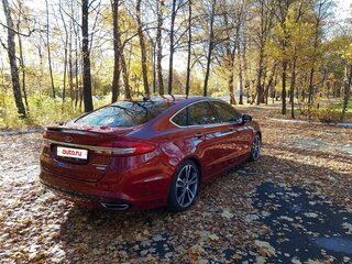 2016 Ford Fusion (North America) II Рестайлинг, пурпурный, 1900000 рублей, вид 4