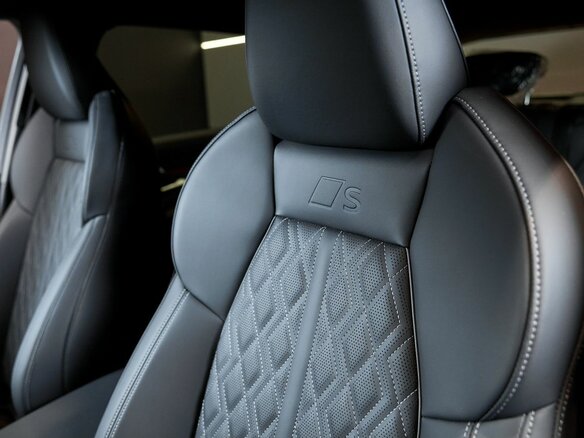 2026 Audi Q5 L III (GU), чёрный - вид 16