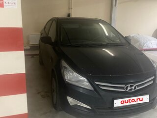 2015 Hyundai Solaris I Рестайлинг, чёрный, 830000 рублей, вид 2