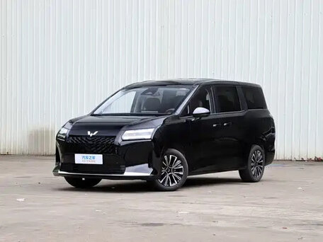 Wuling Starlight 730