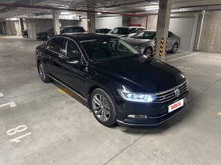 2018 Volkswagen Passat B8, чёрный, 1990000 рублей, вид 5
