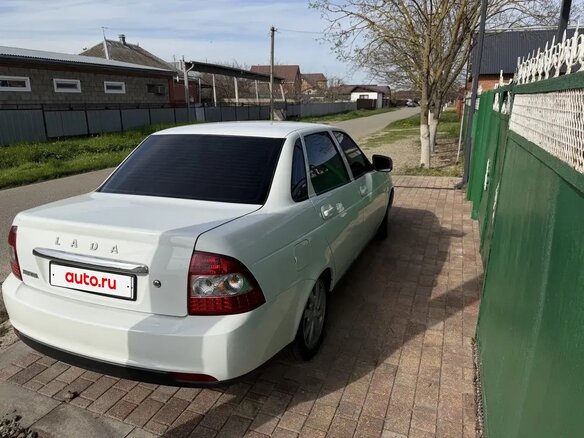 2018 Lada (ВАЗ) Priora I Рестайлинг, белый, 720000 рублей - вид 3