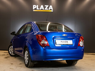 2013 Chevrolet Aveo II, синий, 750000 рублей, вид 3