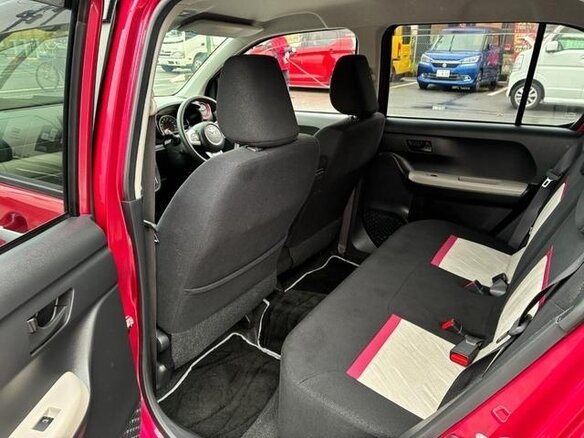 2017 Toyota Passo III, красный, 730000 рублей - вид 10