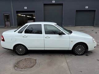 2017 Lada (ВАЗ) Priora I Рестайлинг, белый, 500000 рублей, вид 4