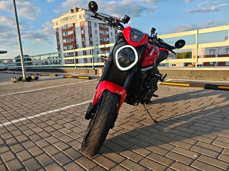 2021 Ducati Monster 937, красный, 932000 рублей, вид 2