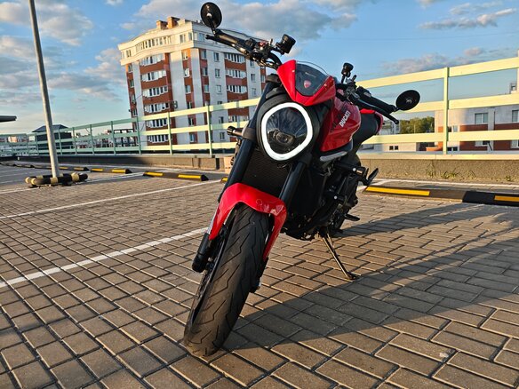 2021 Ducati Monster 937, красный, 932000 рублей - вид 1