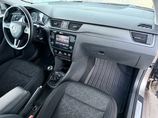 2018 Skoda Rapid I Рестайлинг, бежевый, 1349000 рублей, вид 5