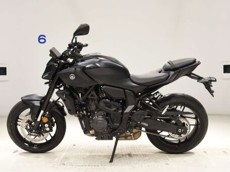 2025 Yamaha MT-07 (FZ-07), чёрный, 1020000 рублей, вид 1