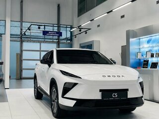 2026 Omoda C5 II, белый, 2399000 рублей, вид 3