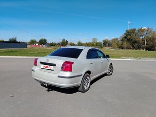 2004 Toyota Avensis II, серебристый, 750000 рублей, вид 3