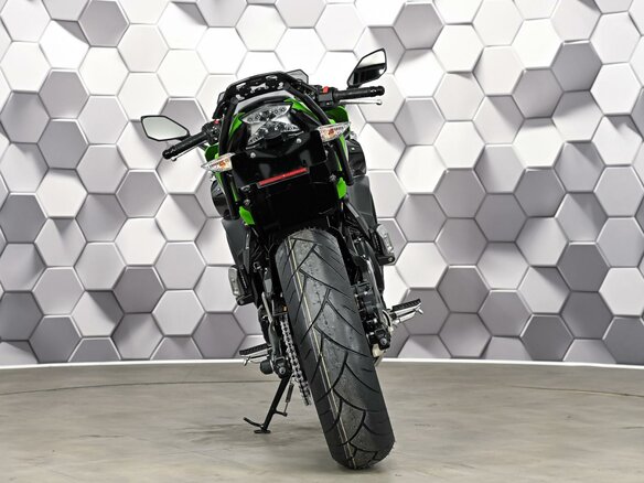 2018 Kawasaki Ninja 650, зелёный, 747000 рублей - вид 5