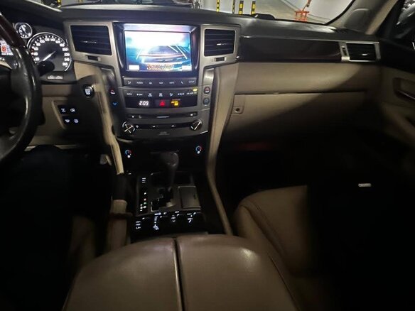 2013 Lexus LX 570 III Рестайлинг, чёрный - вид 17