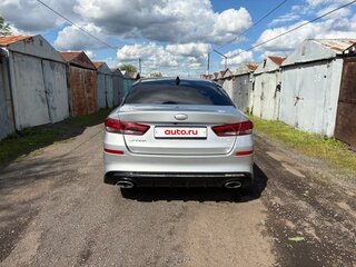 2019 Kia Optima IV Рестайлинг, серебристый, 1930000 рублей, вид 5