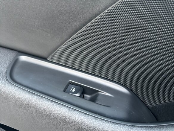 2014 Audi A3 III (8V), чёрный, 1350000 рублей - вид 15