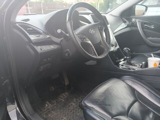 2012 Hyundai Grandeur V, чёрный, 1400000 рублей, вид 4