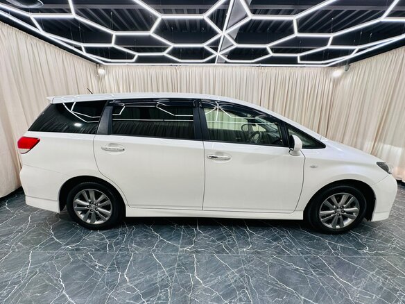 2012 Toyota Wish II, белый, 1669000 рублей - вид 7